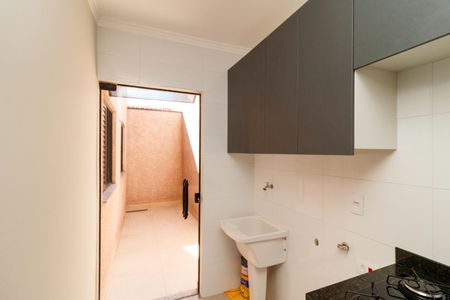 Apartamento à venda com 44m², 2 quartos e 1 vaga Apartamento à venda com 44m², 2 quartos e 1 vagaCozinha e Área de Serviço