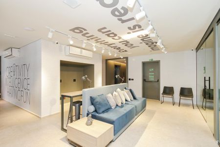 Studio à venda com 26m², 1 quarto e sem vaga Studio à venda com 26m², 1 quarto e sem vagaCoworking