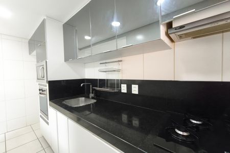 Cozinha de apartamento à venda com 2 quartos, 177m² em Jardim Nova Europa, Campinas