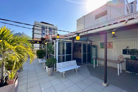 Apartamento à venda com 330m², 4 quartos e 3 vagasVaranda Sala