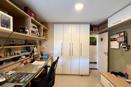 Apartamento à venda com 330m², 4 quartos e 3 vagasQuarto 3