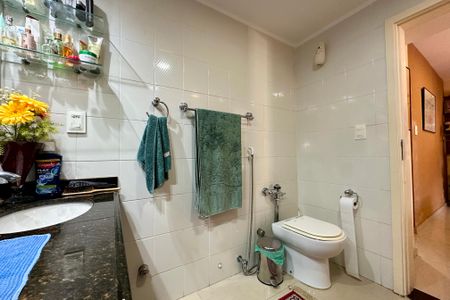 Apartamento à venda com 330m², 4 quartos e 3 vagasQuarto 5 - Suite - Banheiro 