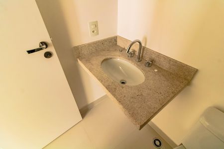 Apartamento à venda com 75m², 2 quartos e 1 vagaBanheiro/Suite