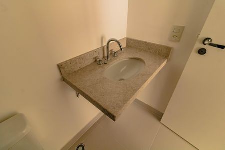 Apartamento à venda com 75m², 2 quartos e 1 vagaBanheiro/Suite