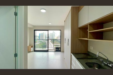 Cozinha de kitnet/studio para alugar com 1 quarto, 25m² em Pinheiros, São Paulo