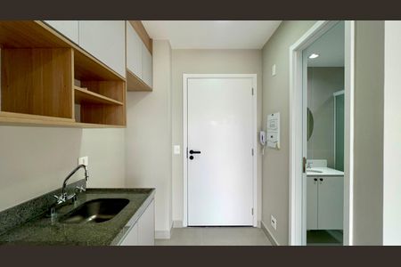 Cozinha de kitnet/studio para alugar com 1 quarto, 25m² em Pinheiros, São Paulo