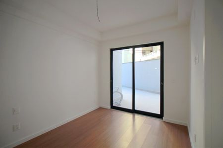 Apartamento à venda com 267m², 4 quartos e 3 vagasSuite 2