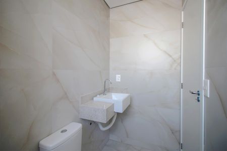 Apartamento à venda com 267m², 4 quartos e 3 vagasBanheiro da Suíte 4