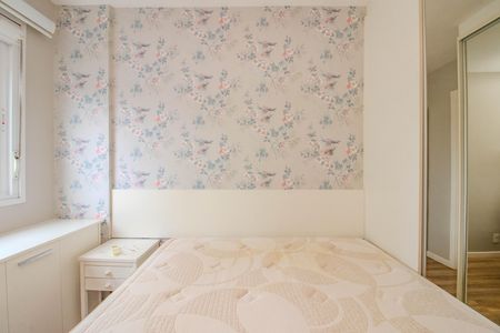 Suíte de apartamento para alugar com 2 quartos, 58m² em Passo D’areia, Porto Alegre
