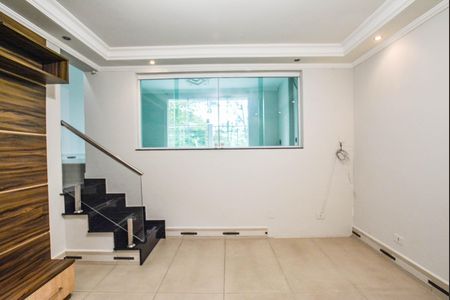 Sala 1 de casa para alugar com 3 quartos, 272m² em Jardim Monte Libano, Santo André