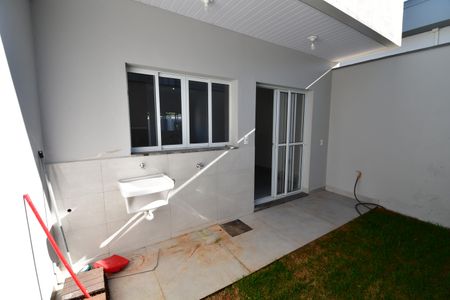 Casa de condomínio à venda com 96m², 3 quartos e 2 vagasÁrea de Serviço