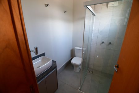 Casa de condomínio à venda com 96m², 3 quartos e 2 vagasBanheiro Suíte