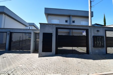 Casa de condomínio à venda com 96m², 3 quartos e 2 vagasFachada / Placa
