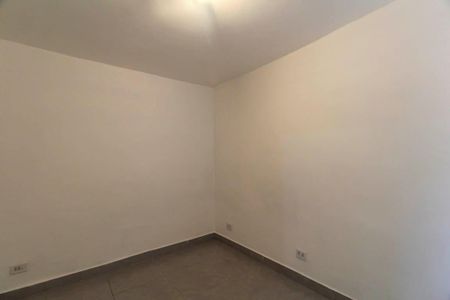 Casa para alugar com 1 quarto, 40m² em Jardim Guairaca, São Paulo