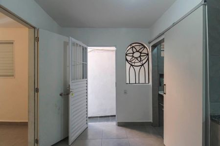 Casa para alugar com 1 quarto, 40m² em Jardim Guairaca, São Paulo