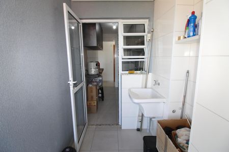 Apartamento para alugar com 77m², 2 quartos e 1 vagaÁrea de Serviço