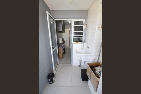 Apartamento para alugar com 77m², 2 quartos e 1 vagaÁrea de Serviço