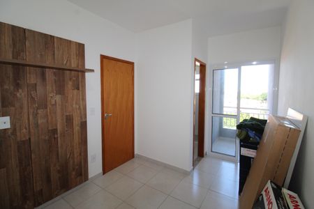 Apartamento para alugar com 77m², 2 quartos e 1 vagaSuíte