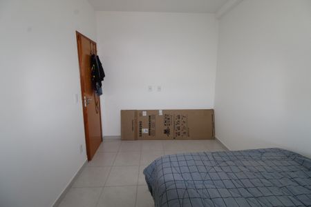 Apartamento para alugar com 77m², 2 quartos e 1 vagaQuarto