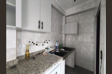 Casa para alugar com 180m², 3 quartos e 2 vagas Casa para alugar com 180m², 3 quartos e 2 vagasCozinha e Área de Serviço