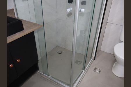 Banheiro Social de apartamento para alugar com 3 quartos, 75m² em Parque São Lucas, São Paulo