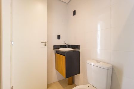Apartamento à venda com 44m², 2 quartos e 1 vaga Apartamento à venda com 44m², 2 quartos e 1 vagaBanheiro
