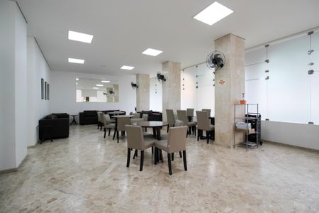 Apartamento à venda com 100m², 3 quartos e 1 vaga Apartamento à venda com 100m², 3 quartos e 1 vagaÁrea comum - Salão de festas