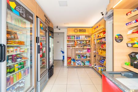 Apartamento para alugar com 40m², 1 quarto e sem vagaMini Mercado