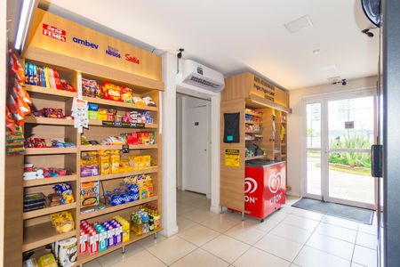 Apartamento para alugar com 40m², 1 quarto e sem vagaMini Mercado