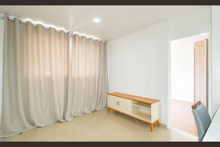 Apartamento para alugar com 40m², 1 quarto e sem vagaDetalhe - Sala