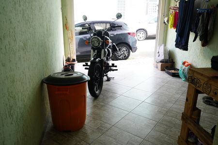 Casa de condomínio à venda com 118m², 3 quartos e 3 vagasGaragem