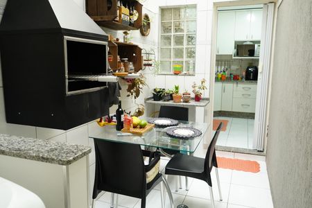 Casa de condomínio à venda com 118m², 3 quartos e 3 vagasÁrea de Serviço