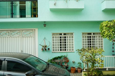 Casa de condomínio à venda com 118m², 3 quartos e 3 vagasFachada da casa