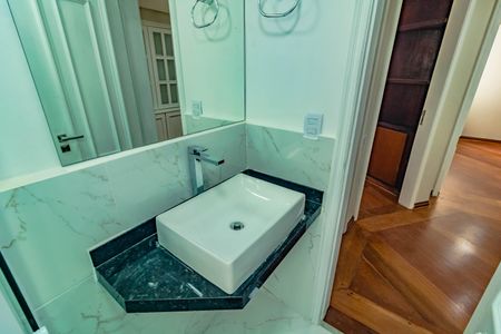 Apartamento para alugar com 136m², 3 quartos e 2 vagas