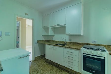 Apartamento para alugar com 136m², 3 quartos e 2 vagas