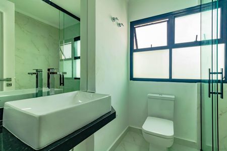 Apartamento para alugar com 136m², 3 quartos e 2 vagas