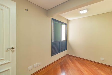 Apartamento para alugar com 136m², 3 quartos e 2 vagas