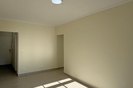 Sala de apartamento para alugar com 1 quarto, 77m² em Gonzaga, Santos