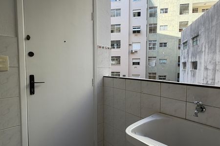 Apartamento para alugar com 77m², 1 quarto e sem vagaÁrea de Serviço
