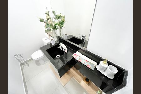 Casa à venda com 140m², 3 quartos e 2 vagasLavabo