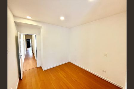 Casa à venda com 140m², 3 quartos e 2 vagasSuíte 2
