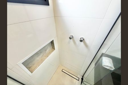 Casa à venda com 140m², 3 quartos e 2 vagasBanheiro da Suíte 3