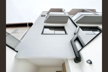 Casa à venda com 140m², 3 quartos e 2 vagasFachada