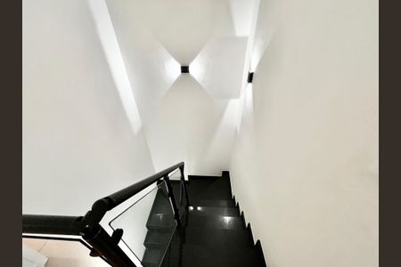 Casa à venda com 140m², 3 quartos e 2 vagasSala