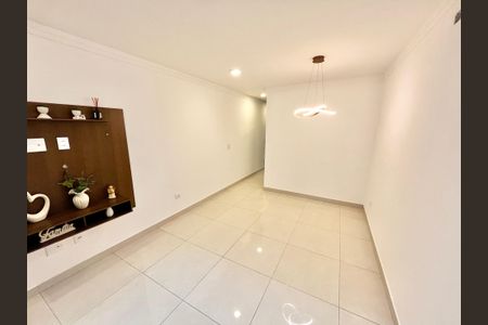 Casa à venda com 140m², 3 quartos e 2 vagasSala
