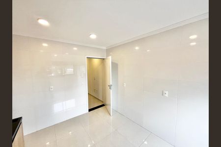 Casa à venda com 140m², 3 quartos e 2 vagasCozinha