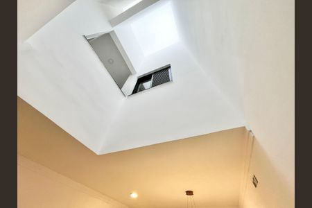 Sala de casa para alugar com 3 quartos, 140m² em Vila Isolina Mazzei, São Paulo