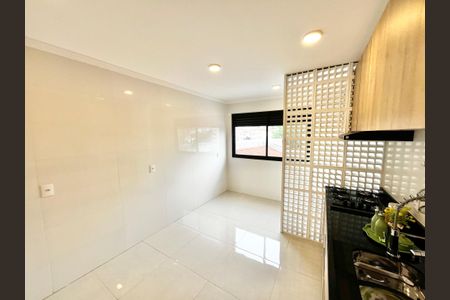 Casa à venda com 140m², 3 quartos e 2 vagasCozinha