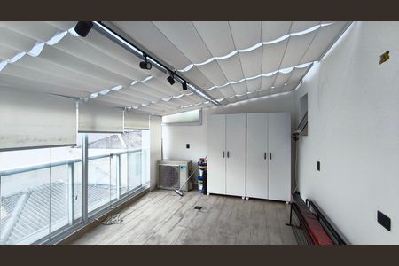 Studio para alugar com 68m², 1 quarto e 1 vaga Studio para alugar com 68m², 1 quarto e 1 vagaVaranda