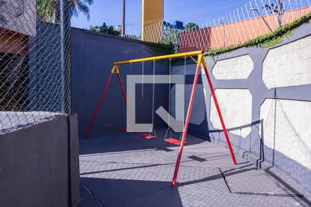 Apartamento para alugar com 50m², 2 quartos e 1 vaga Apartamento para alugar com 50m², 2 quartos e 1 vagaÁrea comum - Playground